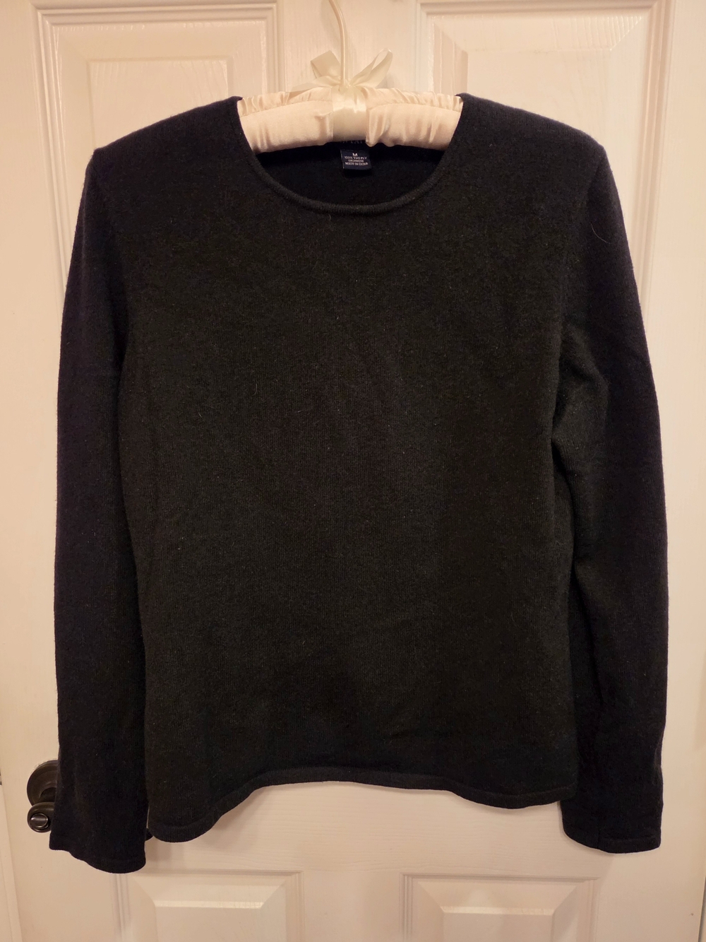 Ann Taylor Black Cashmere Sweater